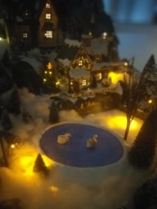 lemax-christmas-village